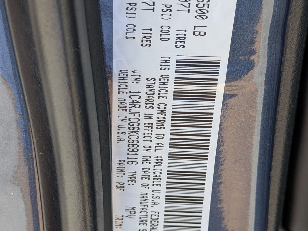 Used 2019 Blue Jeep Overland image 32