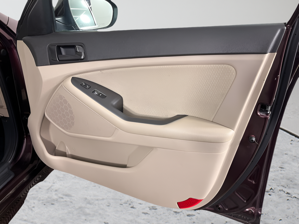 2014 Kia Optima LX - Photo 15