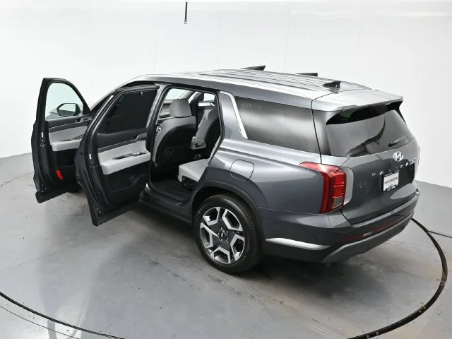 Used 2025 Steel Graphite Hyundai SEL Premium 8P image 47