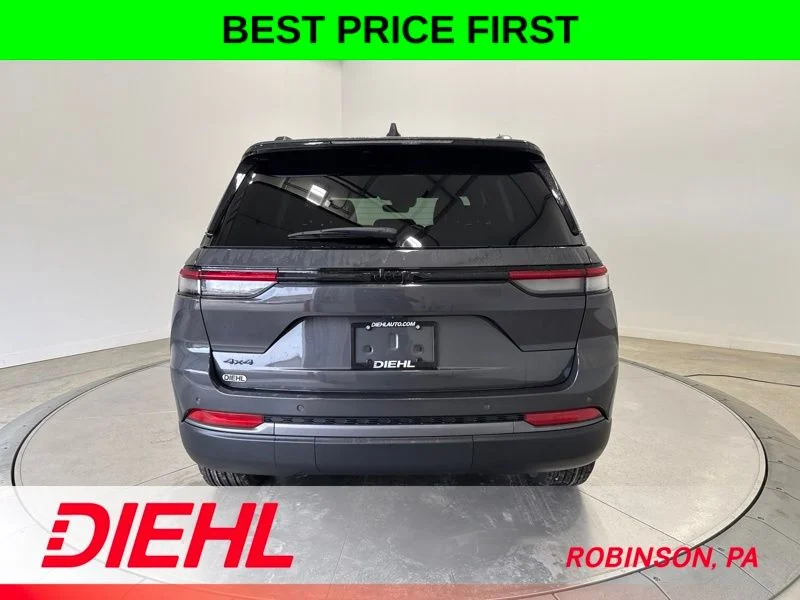 New 2026 Baltic Gray Metallic Clearcoat Jeep Altitude image 6