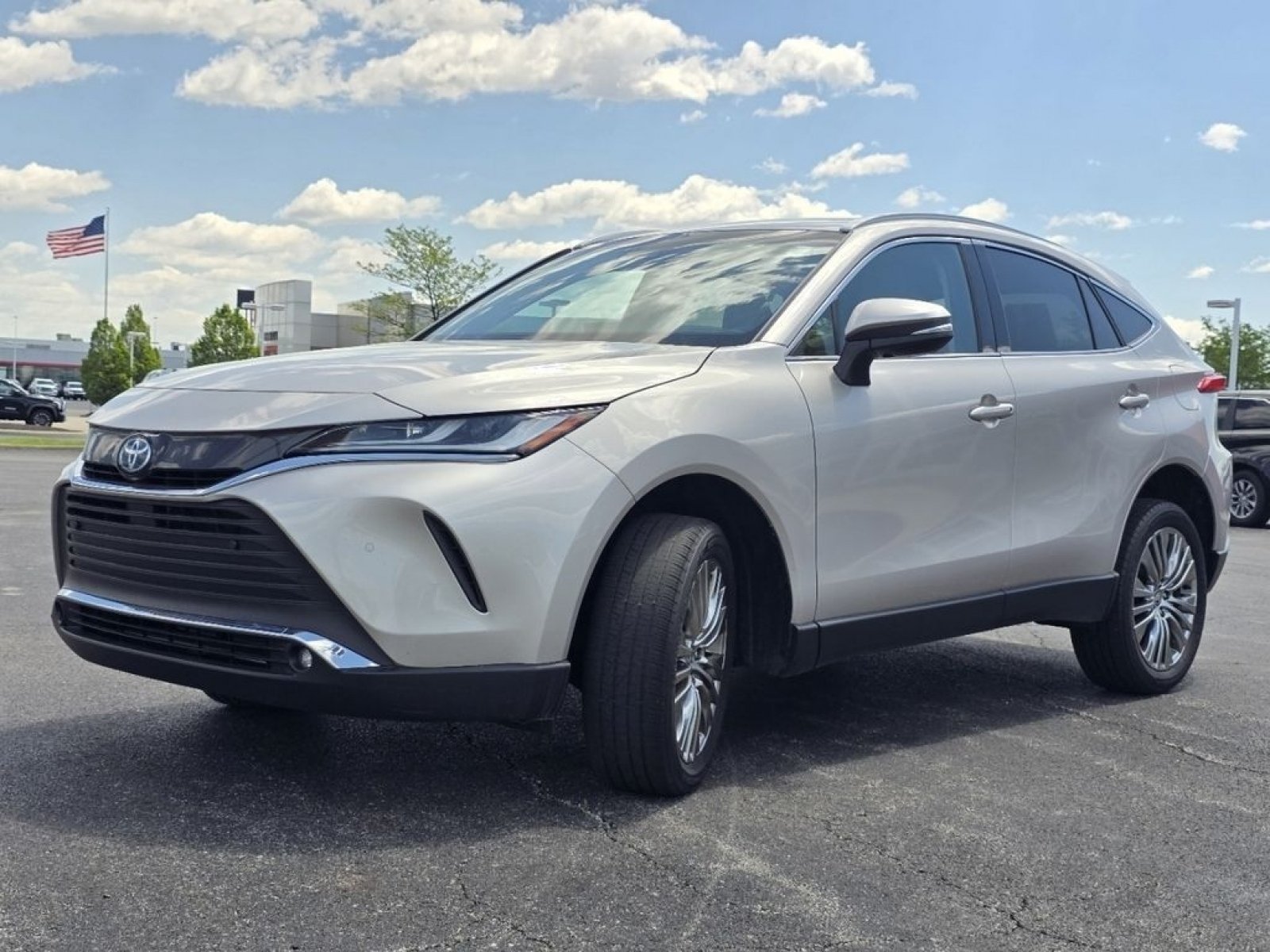 Used 2024 Titanium Toyota XLE image 12