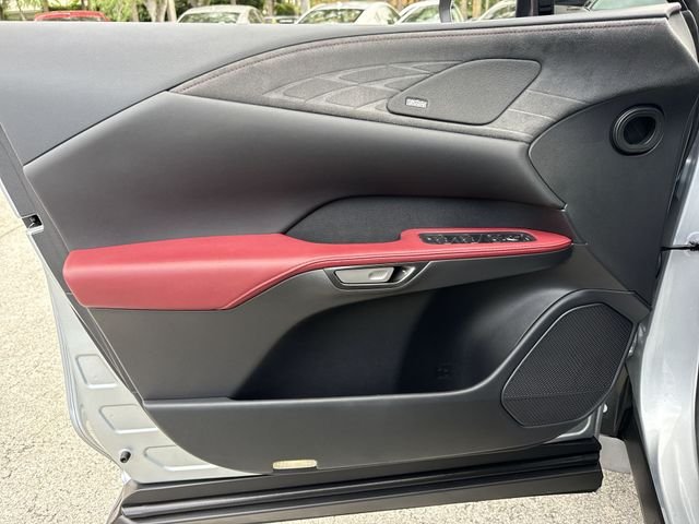 2023 Lexus RX Hybrid 500h - Photo 13