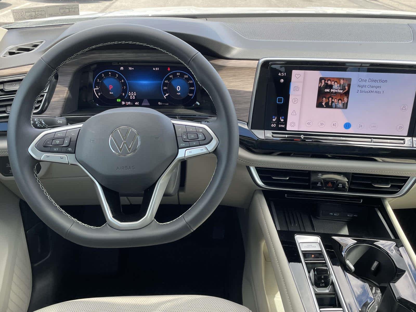New 2026 Opal White Pearl Volkswagen 2.0T SEL image 24