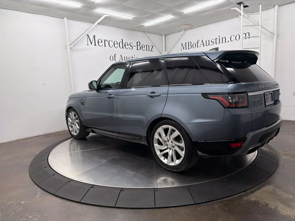 Used 2020 Blue Land Rover HSE image 5