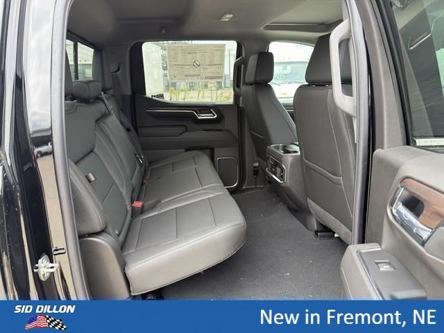 2026 GMC Sierra 1500 SLT - Photo 17