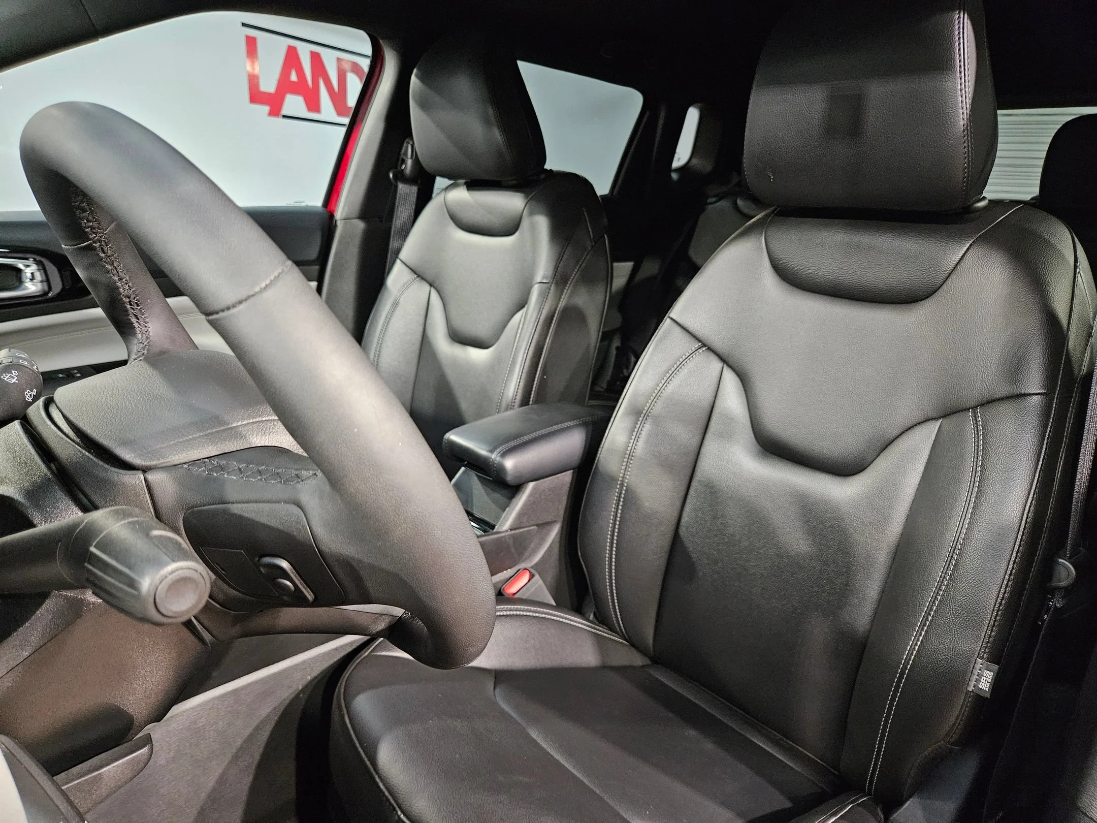 2025 Jeep Compass Limited - Photo 24