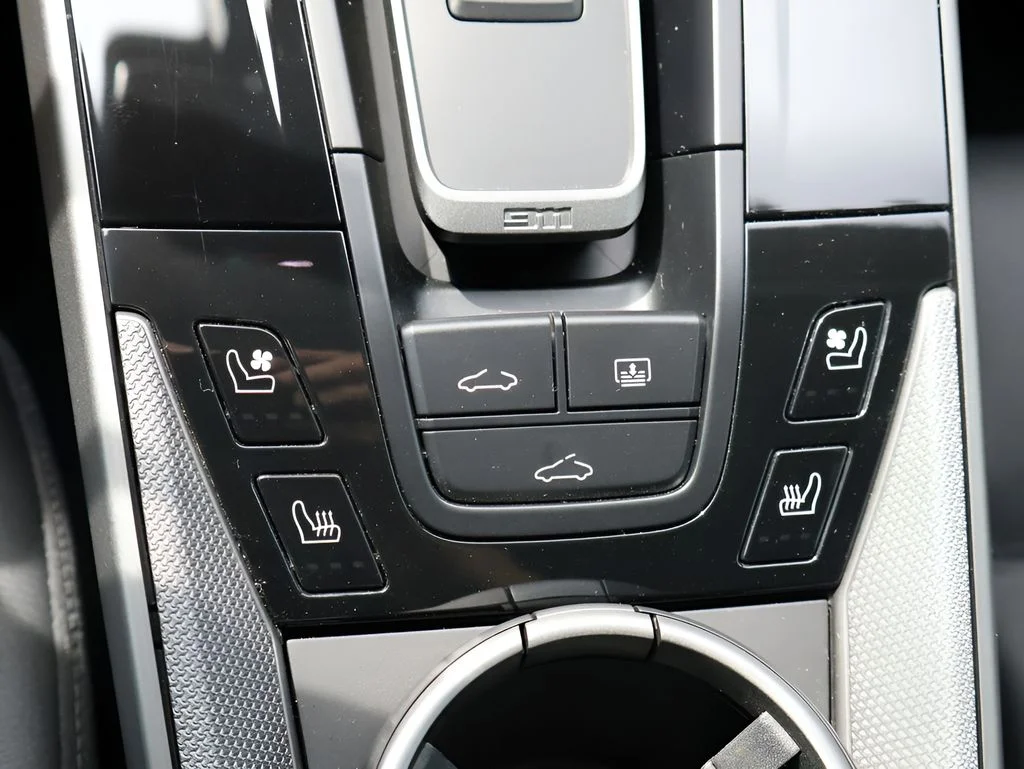 Certified Used 2025 Chalk Porsche  image 23
