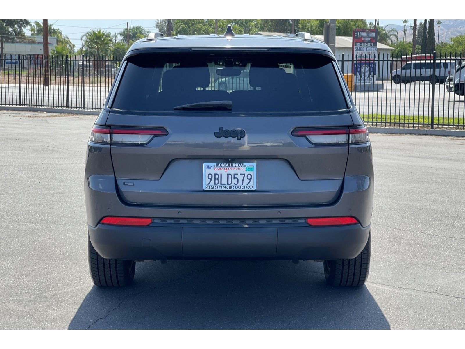 Used 2022 Baltic Gray Metallic Clearcoat Jeep Altitude image 4