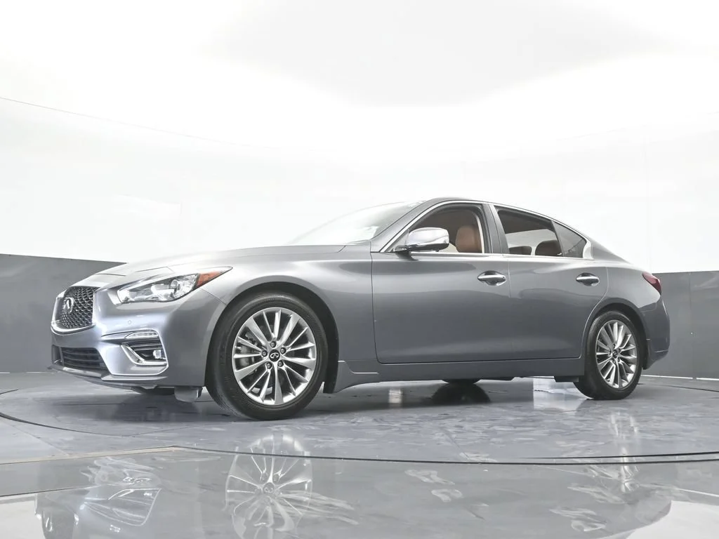 Used 2024 Graphite Shadow INFINITI LUXE image 65