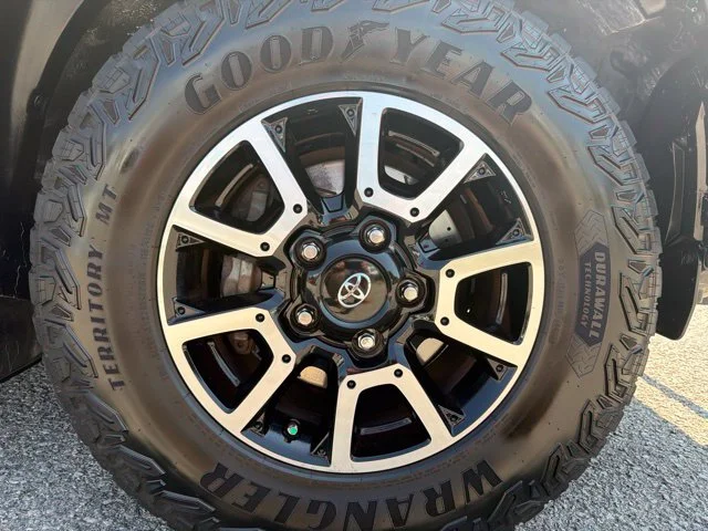 Used 2019 Black Toyota SR5 image 13