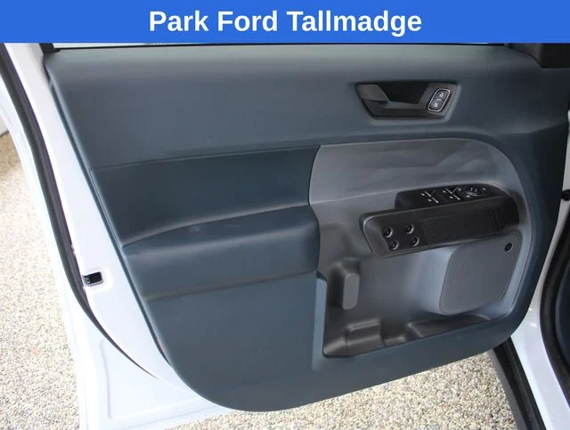 Used 2025 Oxford White Ford Lariat image 11