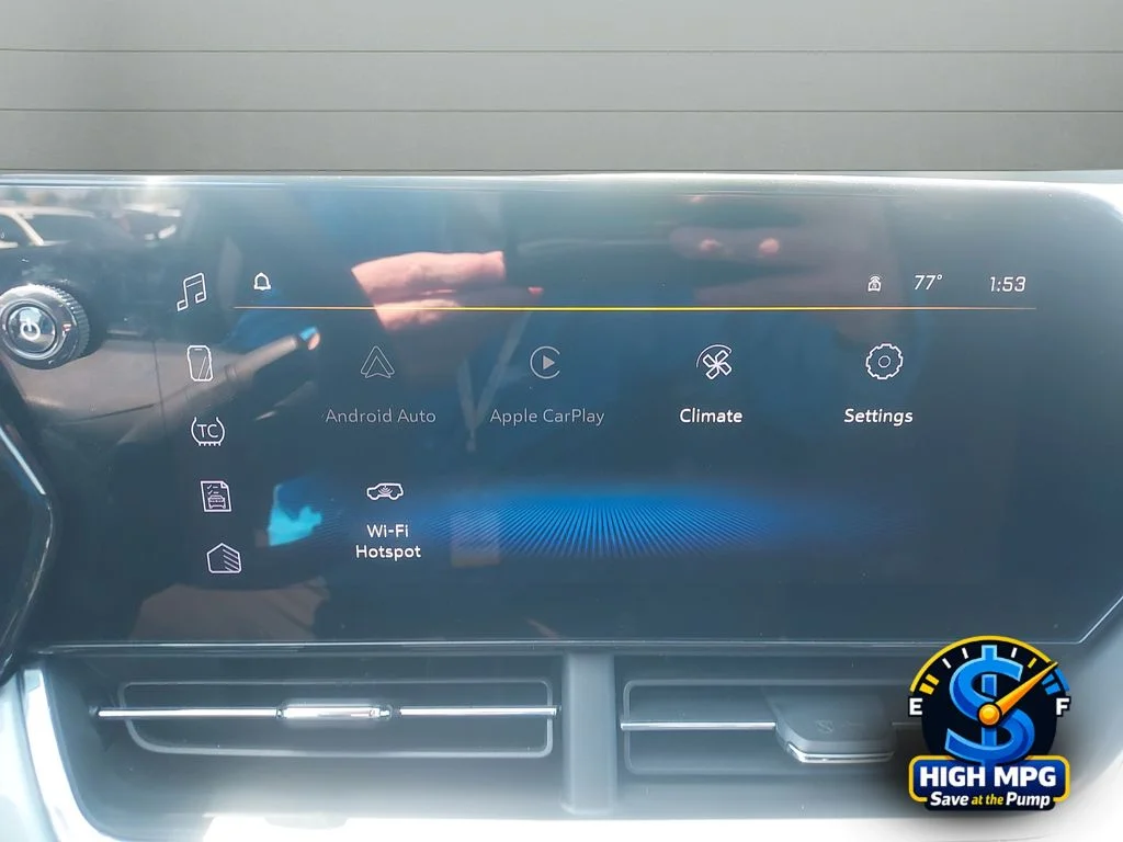 Used 2025 Gray Chevrolet LT image 17
