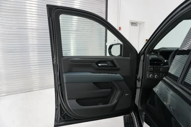 2026 GMC Yukon XL AT4 - Photo 14