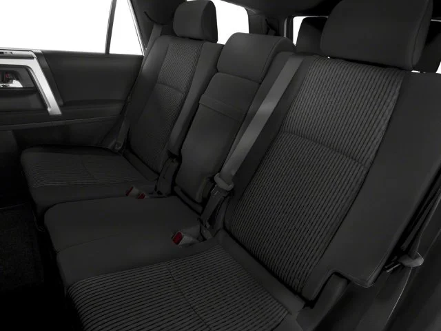 Used 2018 Super White Toyota SR5 image 8