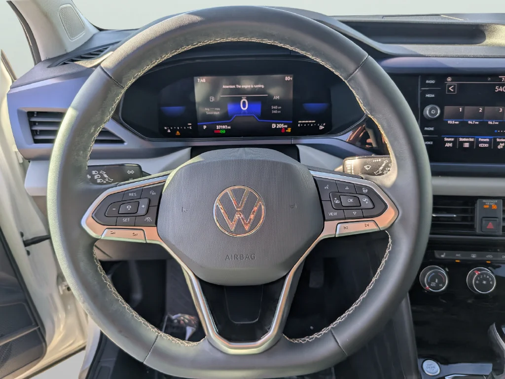 Certified Used 2023 White Volkswagen 1.5T SE image 26