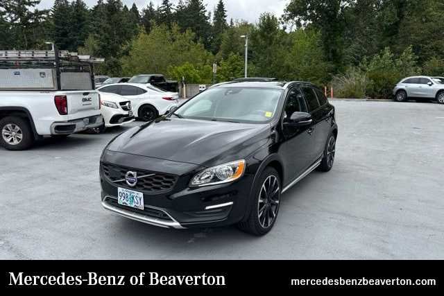 2018 Volvo V60 T5 AWD Cross Country's photo