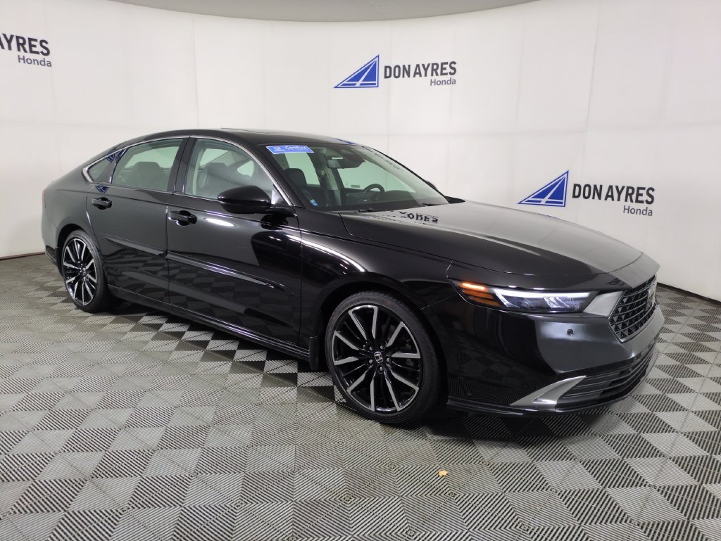 2025 Honda Accord Hybrid Touring - Photo 12