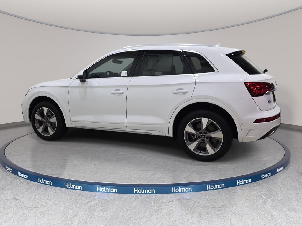 Used 2023 White Audi 40 Prestige image 9