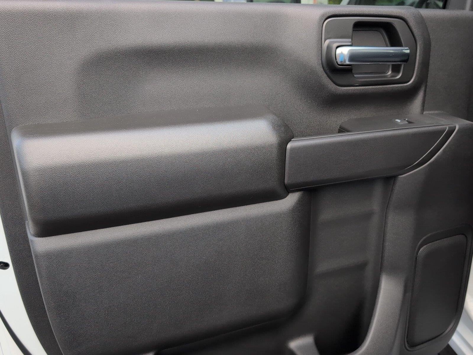 2026 Chevrolet Silverado 2500 HD Custom - Photo 34