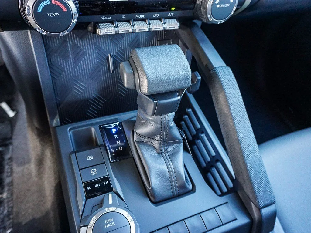 2026 Toyota Tacoma SR5 - Photo 20
