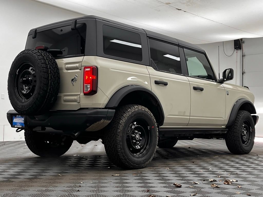 New 2026 Beige Ford Big Bend image 8
