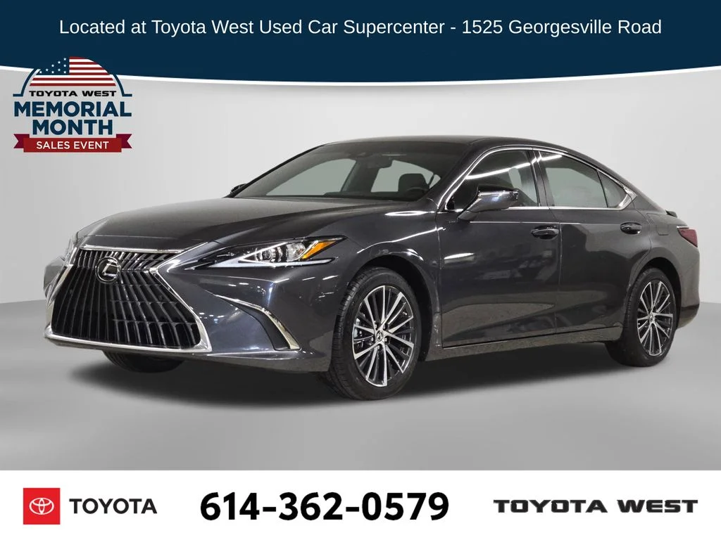 2025 Lexus ES 300h 300h's photo