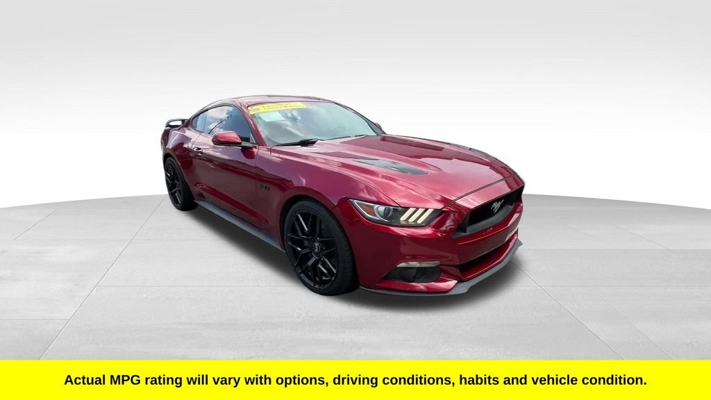 Used 2017 Ruby Red Metallic Tinted Clearcoat Ford GT Premium image 9