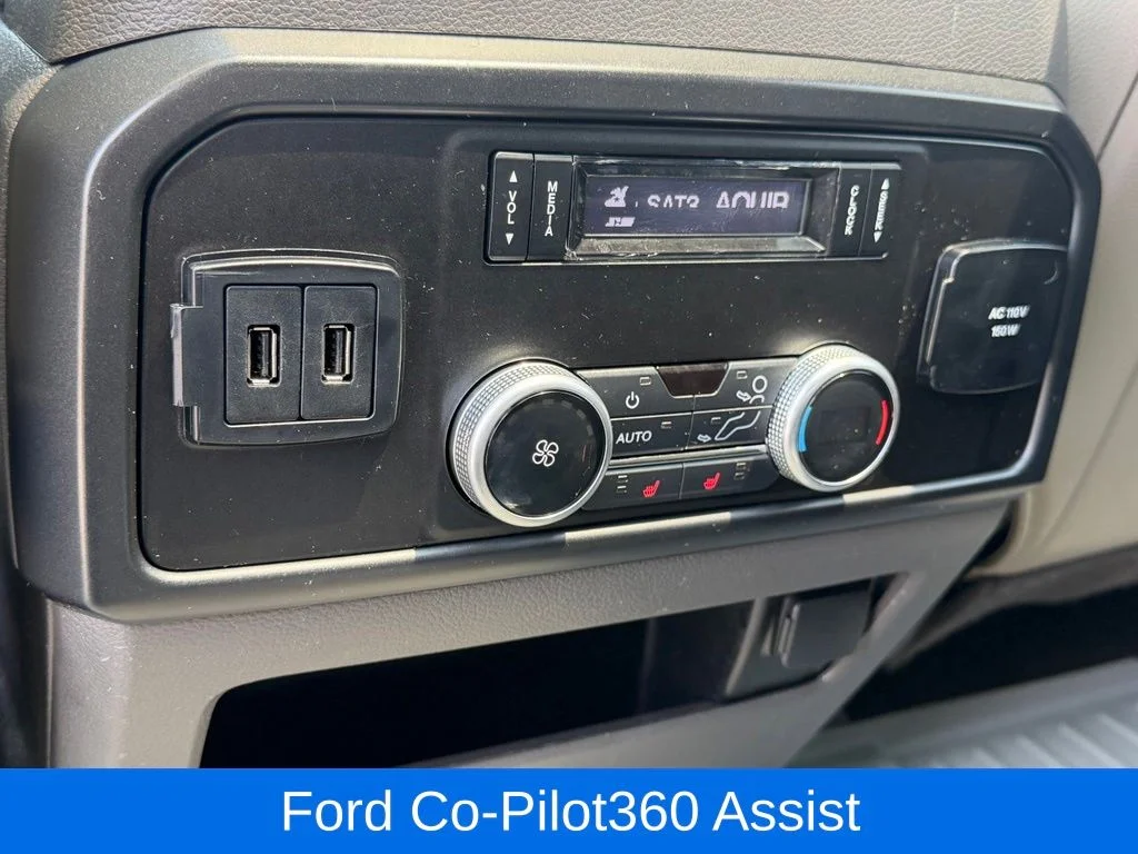 Used 2020 White Ford Limited image 20