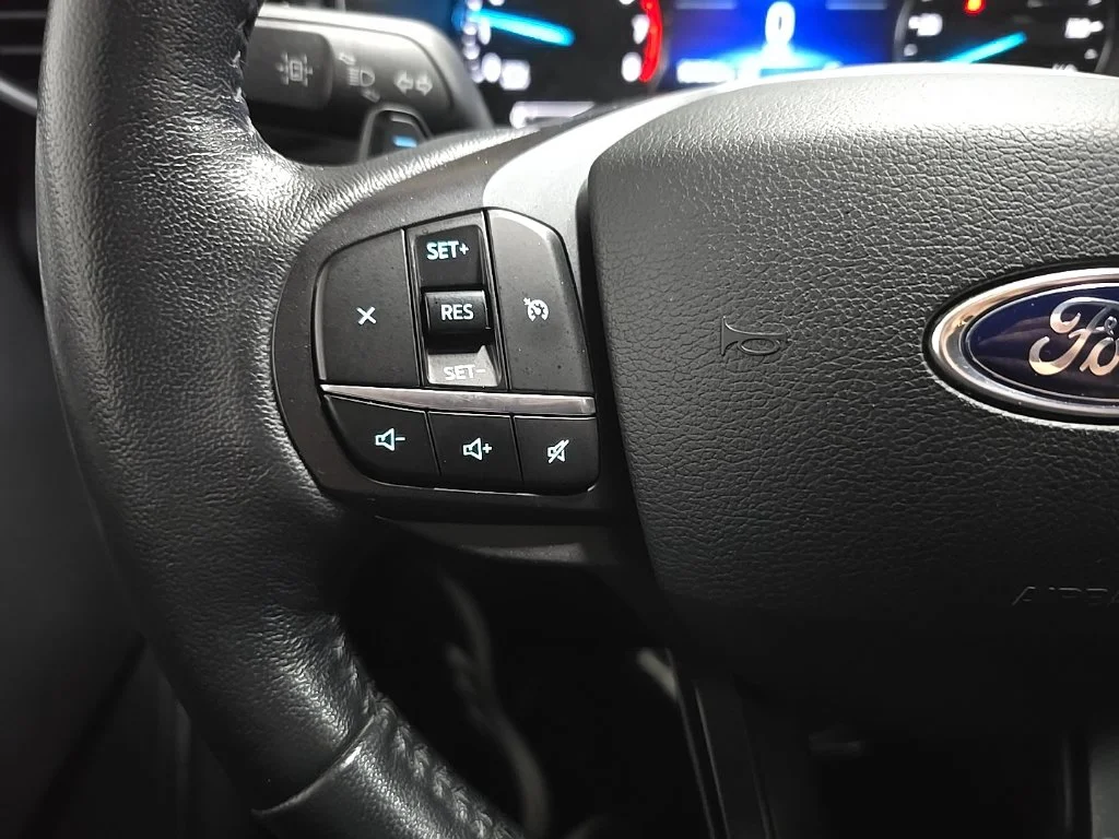 Used 2020 Black Metallic Ford XLT image 20