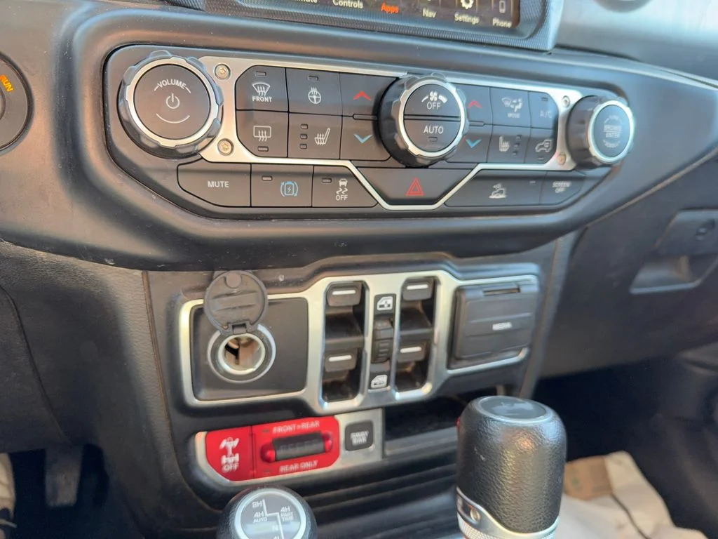 Used 2022 Red Jeep Unlimited Rubicon 4xe image 20