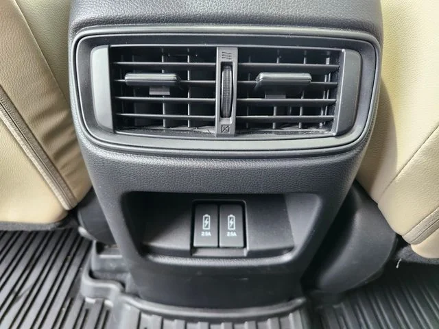Used 2018 Beige Honda EX-L image 14