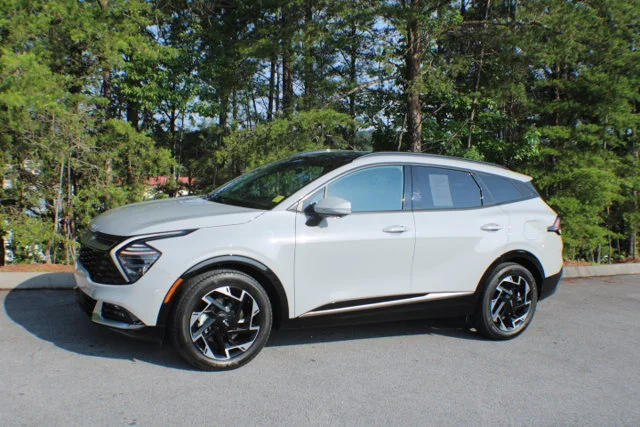 Used 2023 Wolf Gray Kia SX-Prestige image 4