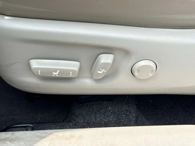 Used 2017 Beige Toyota Five image 28