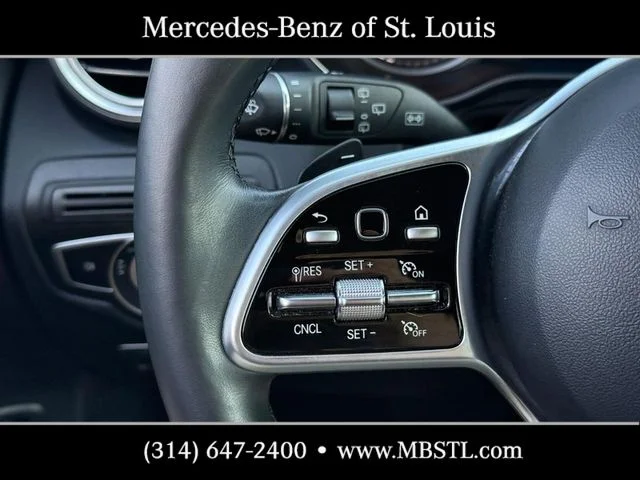 Used 2022 Black Mercedes-Benz GLC 300 image 21