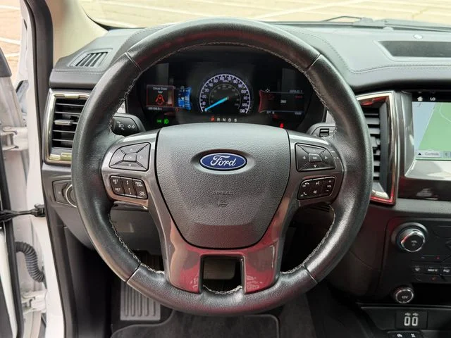 Used 2019 White Ford Lariat image 4