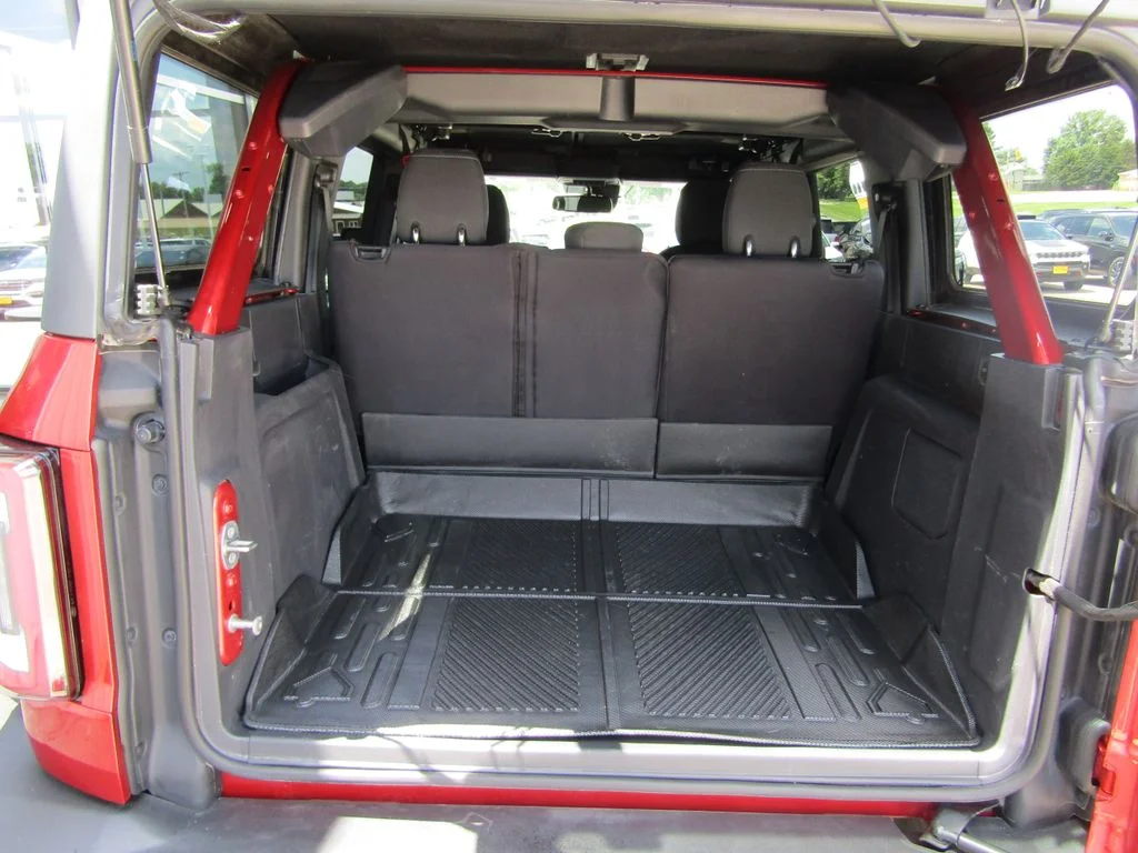 Used 2023 Red Ford Wildtrak image 32