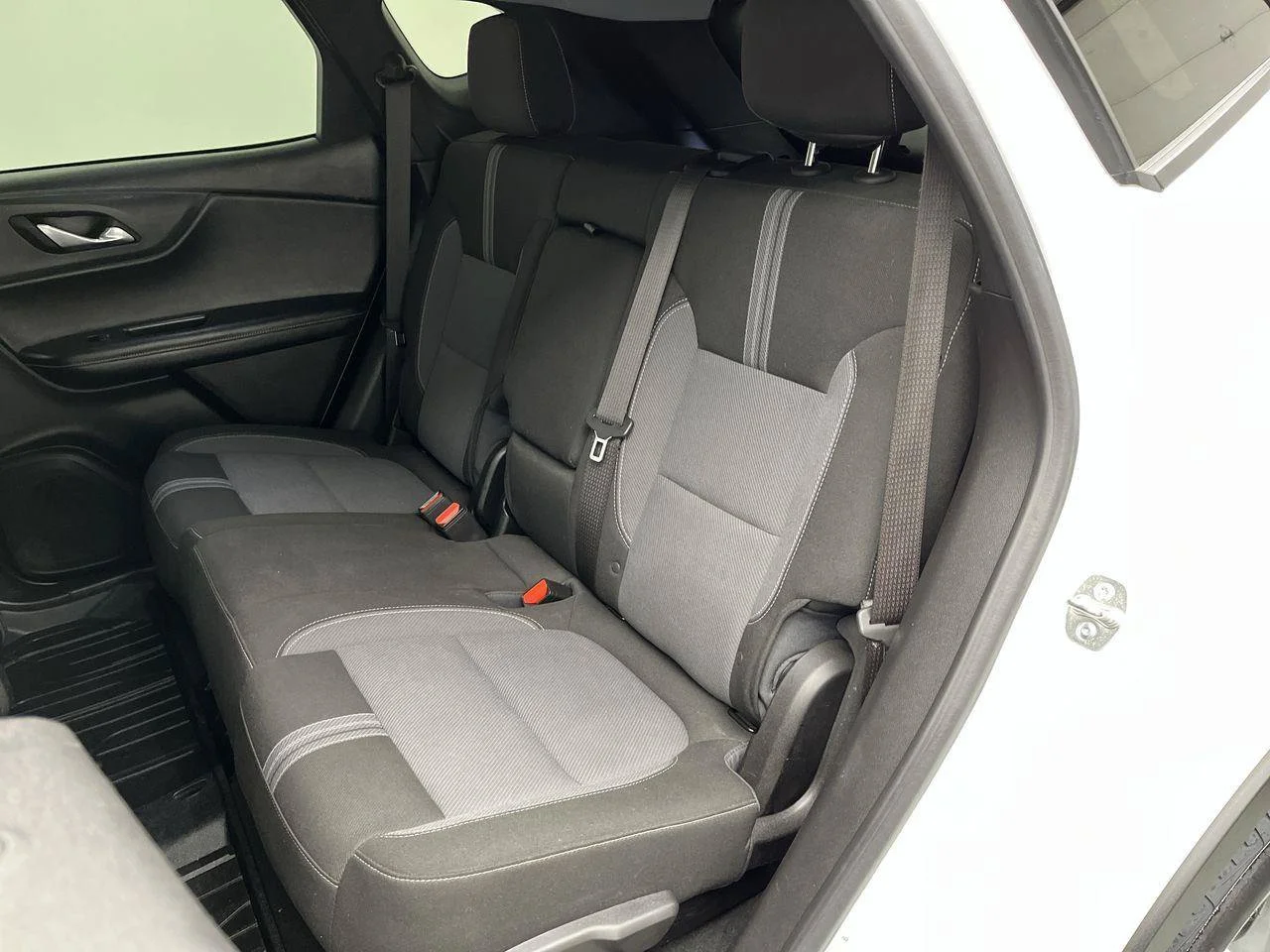 Used 2023 Summit White Chevrolet 2LT image 10