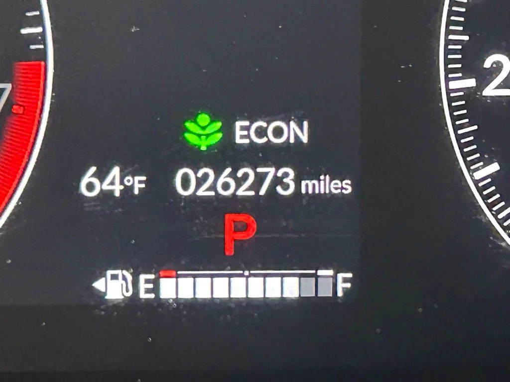 Used 2025  Honda LX image 5