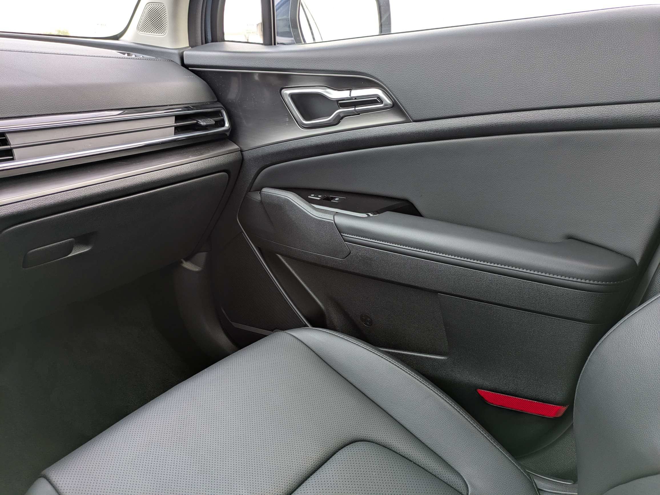 Certified Used 2025 Vesta Blue Kia EX image 17