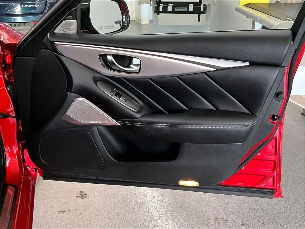 Used 2023 Dynamic Sunstone Red INFINITI LUXE image 12