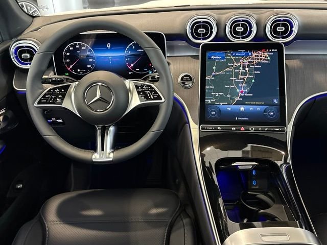 New 2026 Polar White Mercedes-Benz GLC 300 image 28