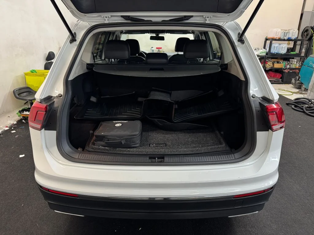 Used 2020 White Volkswagen 2.0T SE image 6