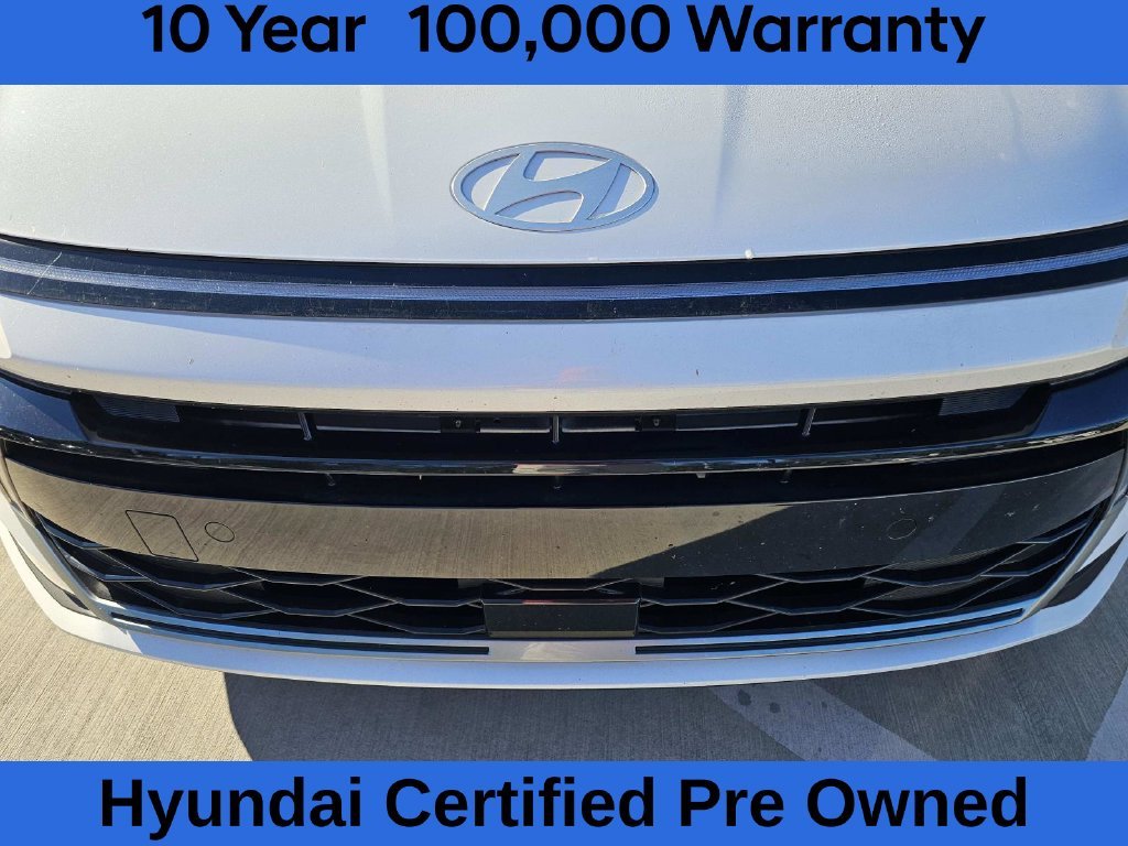 Certified Used 2025 White Hyundai SE image 6