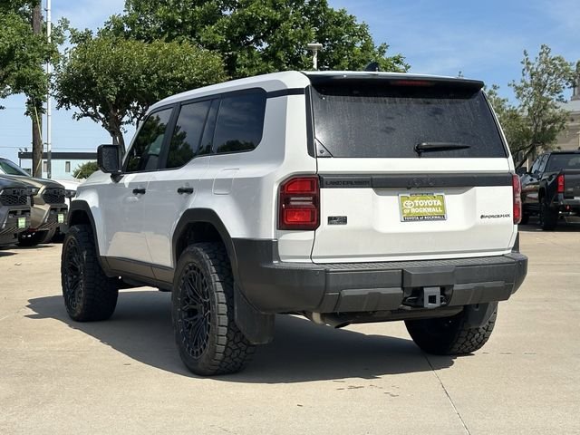 Used 2025 White Toyota 1958 image 3