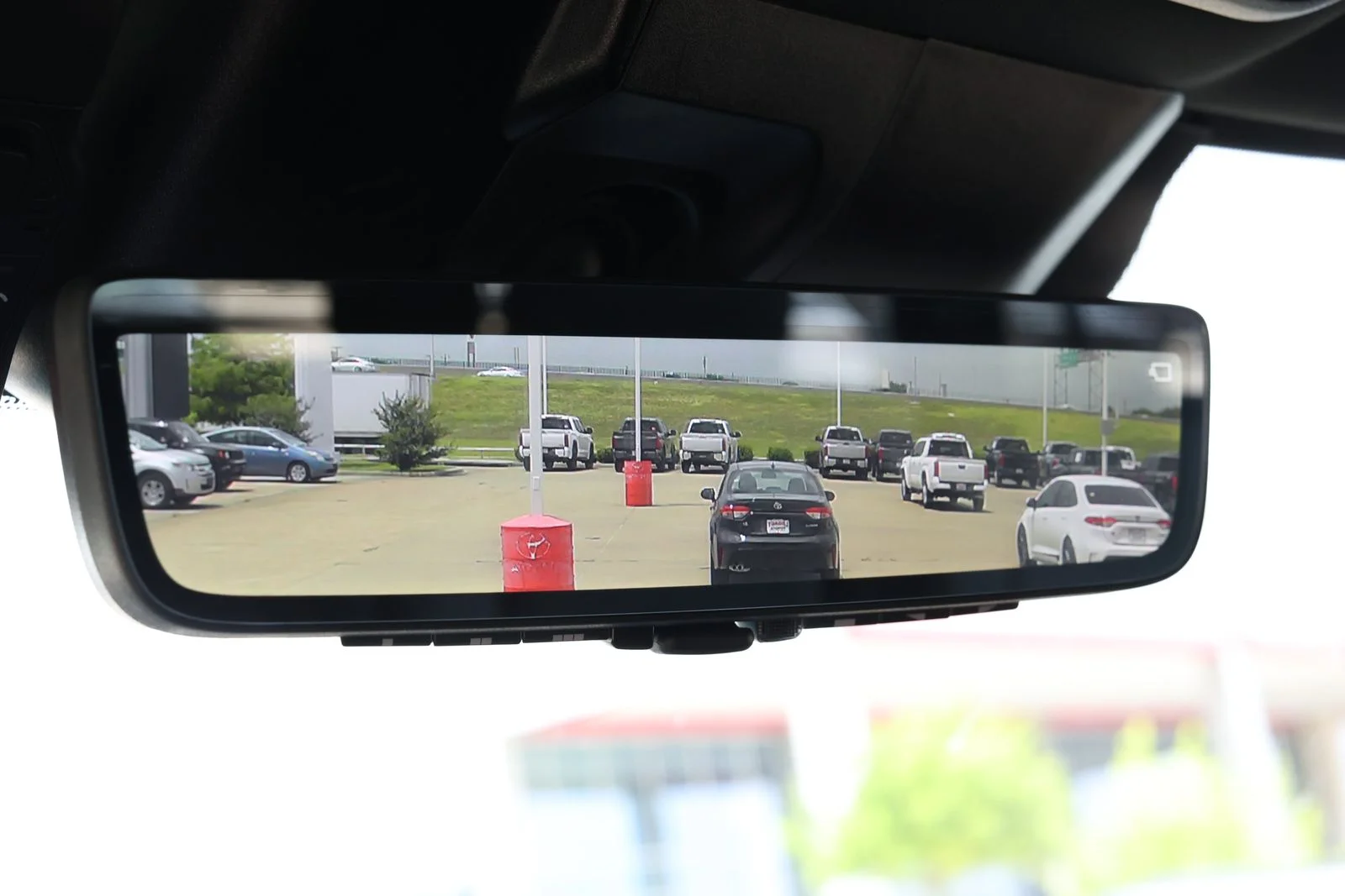 Used 2026  Toyota Platinum image 17