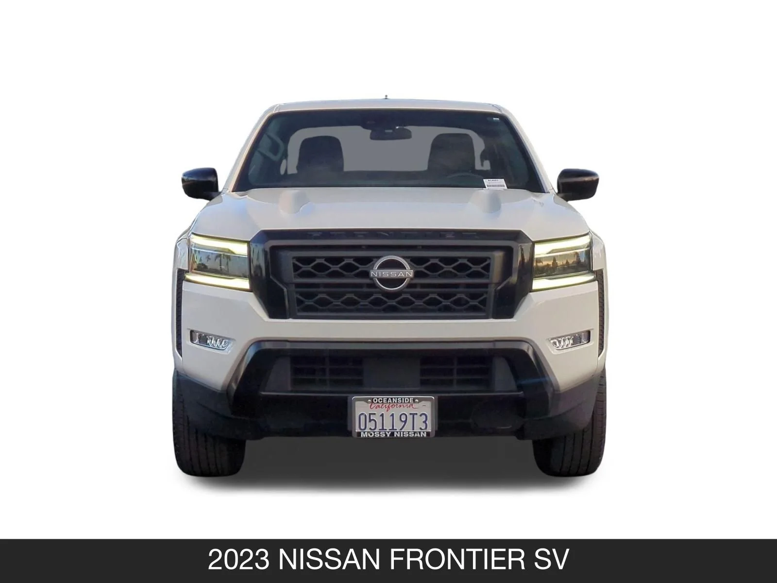 Used 2023 Glacier White Nissan SV image 4