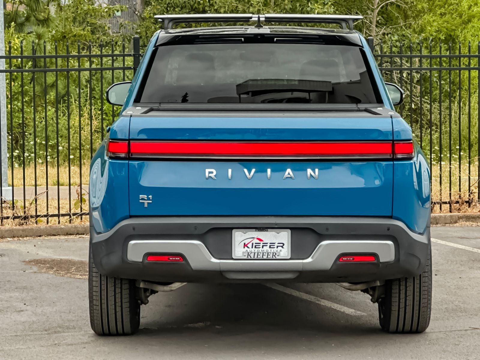 Used 2023  Rivian Adventure image 4