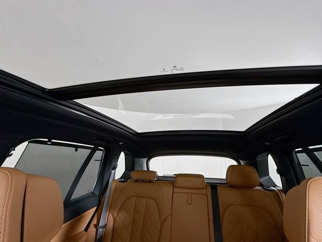 New 2026 Alpine White BMW xDrive40i image 23