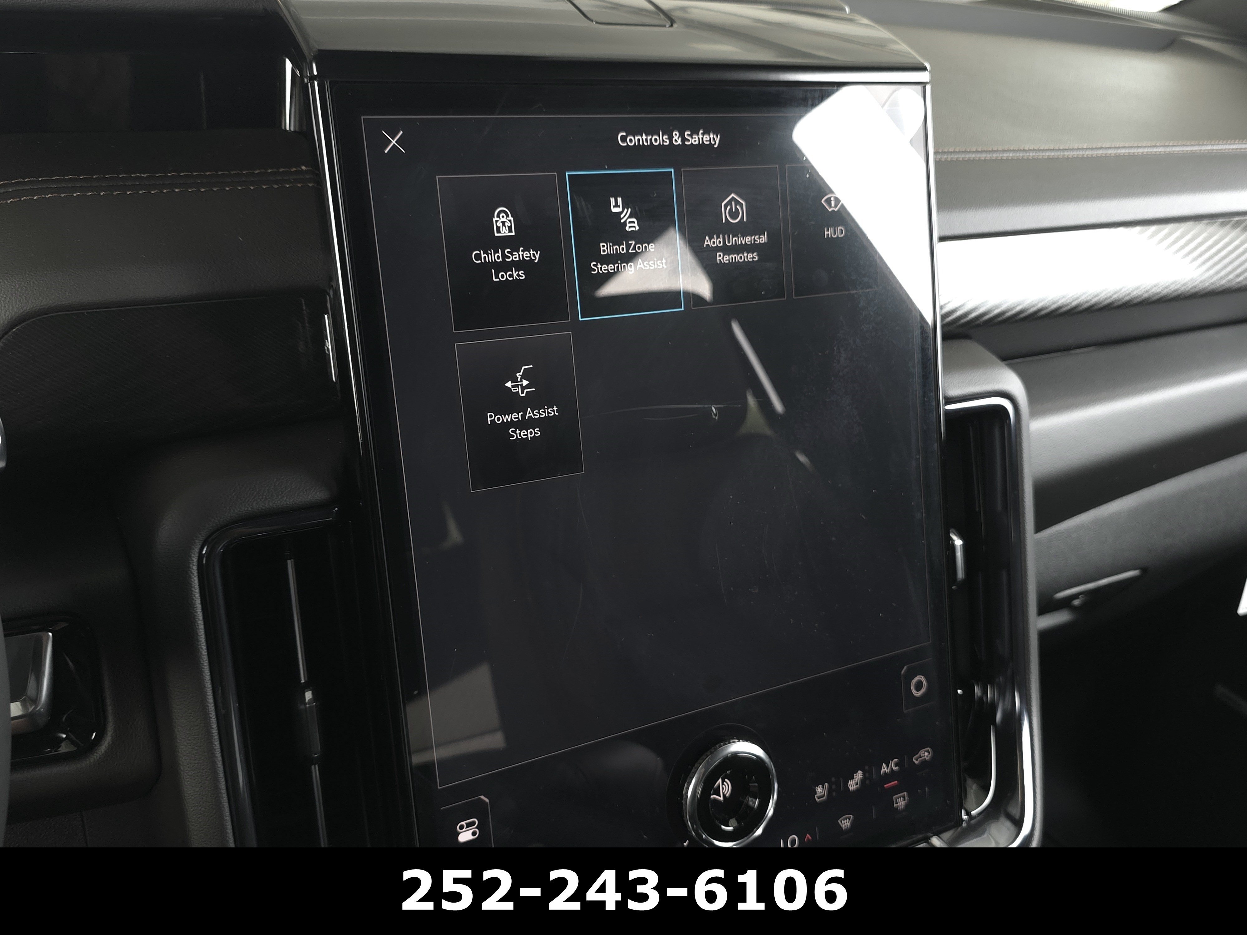 Used 2026 Midnight Pine GMC AT4 image 19