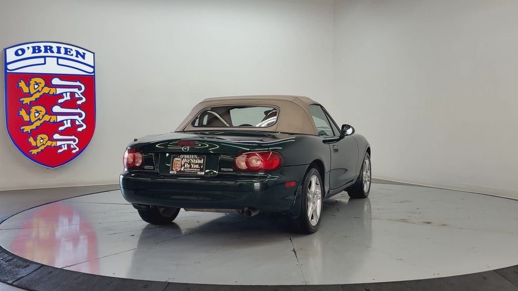 Used 2004 Emerald Mica Mazda Base image 5